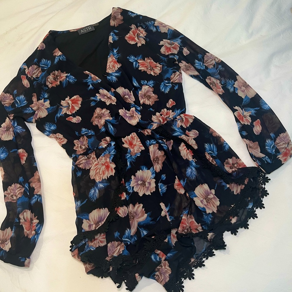 ASTR Floral Romper